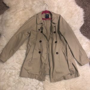 SUPER CUTE GAP TRENCH COAT